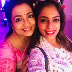 Keerthi Shanthanu, Poornima Bhagyaraj, selfie, hd