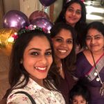 Keerthi Shanthanu, selfie, family, mother, sister