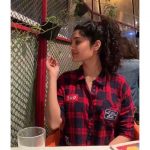 Ritika Singh, shirt