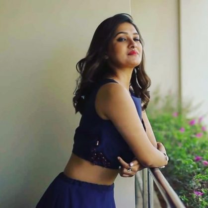 Actress Vani Bhojan 2019 Latest Cute HD Gallery - Gethu Cinema