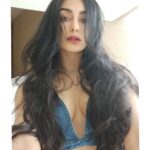 Adah Sharma Instagram - Monday blues?? SWIPE to pic 4 for your Monday blues to disappear...#SwipeAtYourOwnRisk 😉 #MeetTheMondayMegalodon 💃@juhi.ali 🧥 @freakinsindia #mondaymotivation #megalodon #100YearsOfAdahSharma #adahsharma