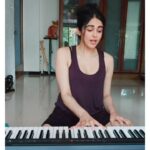 Adah Sharma Instagram - Mann mera ❤ Kabhi chup chup rahe, Kabhi gaaya yeh kare 🙃 . . . P.S. should I upload the full version ?ya with all the antras without a happy ending 🤪😜 #100YearsOfAdahSharma #adahsharma