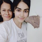 Adah Sharma Instagram – Moth se dar nahi lagta…Thappad se lagta hai 😁
.
.
This is my mother in the pic (for everyone who thinks my grandmother is my mother)
Paati = grandmother
Amma = mother
Chalo Sunday tuitions done …bye 🙃
#100yearsofAdahSharma
#adahsharma 
#RavivaarWithRadha