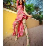 Adah Sharma Instagram – Guess my height 😁
They told me I could be whatever i want to be so yesterday I was a tree 😁
.
.

I’m actually not very tall..@deep.pathak.54 took these low angles and @juhi.ali gave me a dress @eyecandybyps that makes me look looooonggg 💃💃💃
#100YearsOfAdahSharma #adahsharma