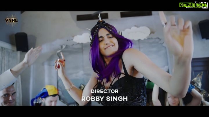 Adah Sharma Instagram - Are you ready to get #DrunknHigh this Friday ? #DontJumpIntoAnyConclusionsYet 29th January 11 AM on the @vyrloriginals YouTube Channel . Yeh sirf teaser hai... picture abhi baaki hai mere dost 😀 . #AlcoholConsumptionIsInjuriousToHealth #SayNOToDrugs . I'm super lucky to be collaborating with this super talented bunch @mellowmellow @aasthagill @akullofficial @robbysinghdp @poojasinghgujral @adah_ki_radha