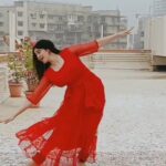 Adah Sharma Instagram - What did you ask Santa for ,for Christmas? Full video out on Youtube on my channel (AdahSharmaOfficial) There are a lot of Adah Sharma's on youtube with my pic , they look like me and have my videos also but I have only this one channel and I'm pretty sure there's just one Adah Sharma (but you never know...maybe 50 others in an alternate universe) #MerryChristmas #100YearsOfAdahSharma #adahsharma