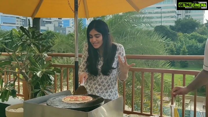 Adah Sharma Instagram - Who wants dosa ??? Full video out on Youtube.com/AdahSharmaOfficial (The other other Sharma's are not meπ¬ ) Shot at @westinhyderabad on an off shoot day and thank you Chef Sudhir Nair . . What should MasterChef Adah make next ?π #100yearsofAdahSharma #onam #dosa #dosalover #bollywood #cookingvideos