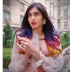 Adah Sharma Instagram - Practicing social distancing since before Corona Times ....holding my own hand SWIPE AY YOUR ONE RISK... Swipe if u missing poarties🎉💃🥳🤣 #100yearsofAdahSharma Paris, France