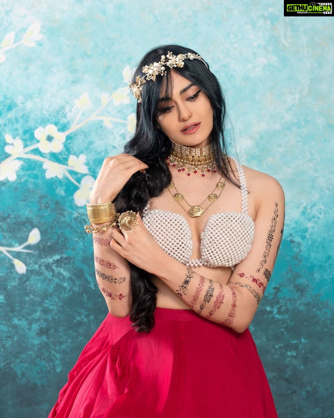 Adah Sharma Instagram - Heere moti main na chaahoon Main toh chaahoon, sangam tera #ButForThisPicIDefinitelyNeedTheMotis . . Magazine: L'utopia Magazine @lutopiamagazine Editor: Aparajita Jaiswal @davis_griffo Photographer: Rahul Kumar @thewildstallion_photography Stylist - Juhi A Ali @juhi.ali HMU - Vaijayanti talekar @vaijayanti_12 Anant mali @_makeup__andy Assistant photographer : Nikhil Bapu ahire @mr.nee_khill Videographer: Nikhil Bapu Ahire @mr.nee_khill Photo editor: Harry Sandhu @hqbe_retouch Artists pr - shimmer entertainment @shimmerentertainment Location - studio f6 @studio.f6 Pearl bralet - Kiaan @kiaanofficial Lehenga - Nikita Kanodia Gupta @nitikakanodiagupta Jewellery- blue turban @blueturban.in Headgear- Kiaan @kiaanofficial . . . P.S. the last look is my natural dewy makeup look #100YearsOfAdahSharma #adahsharma