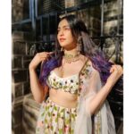 Adah Sharma Instagram – Life is too short to ……
Complete this sentence 😁