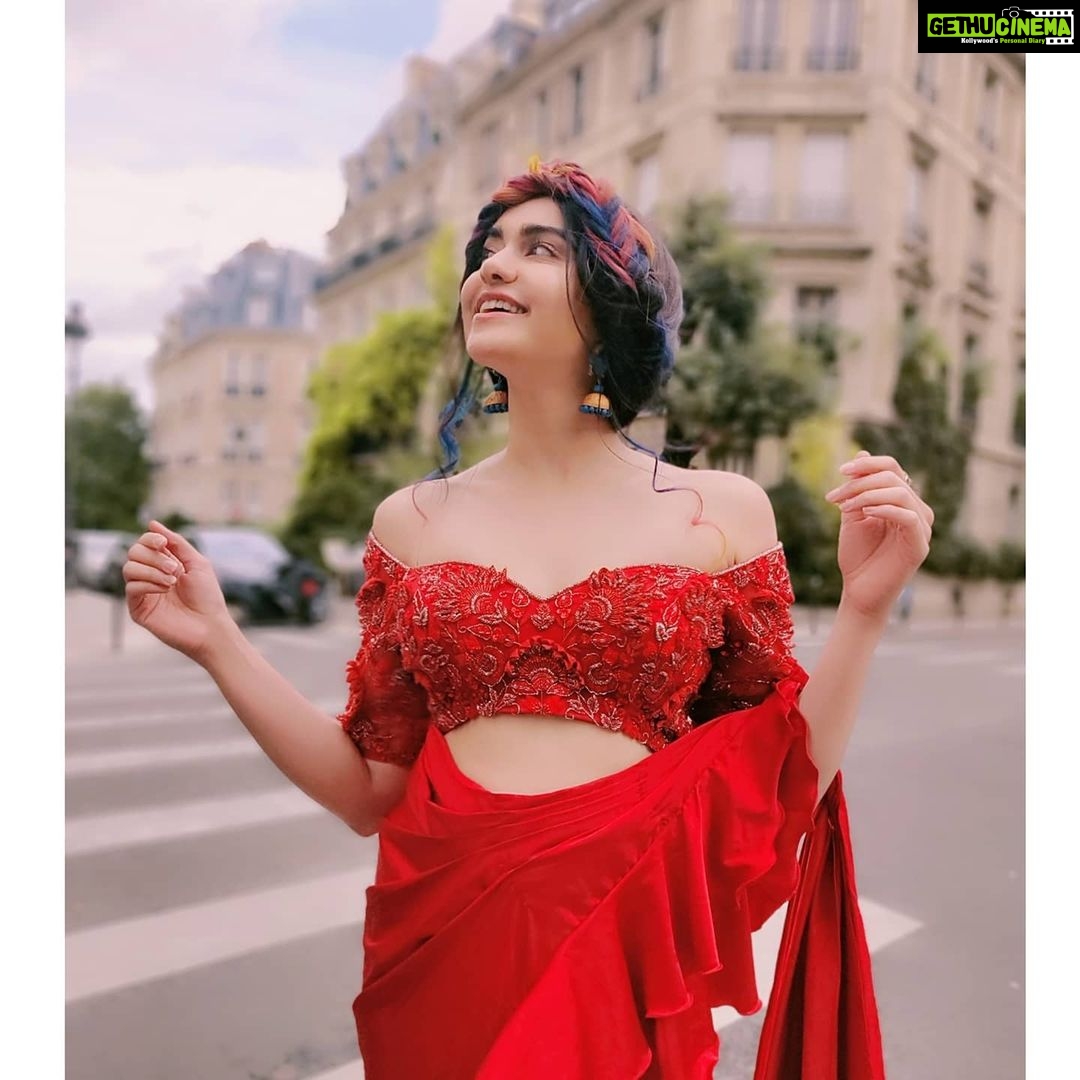 Adah Sharma Instagram - LOVE IS .......... Complete the sentence (be creative) and 5 of u get to meet me ! (In mumbai) . . . How to fall in love without getting hurt tutorial . SWIPE to the last image The trick is first to sit and then to lie down. Don't directly fall ! Disclaimer : 1)do not fall in love on the road unless your lover is an RTO officer and will stop traffic so you won't get run over 2)Choose an imaginary object to fall in love with to avoid pain 3)if you want to inflict pain on yourself practice splits instead #HappyValentinesDay #100yearsofadahsharma