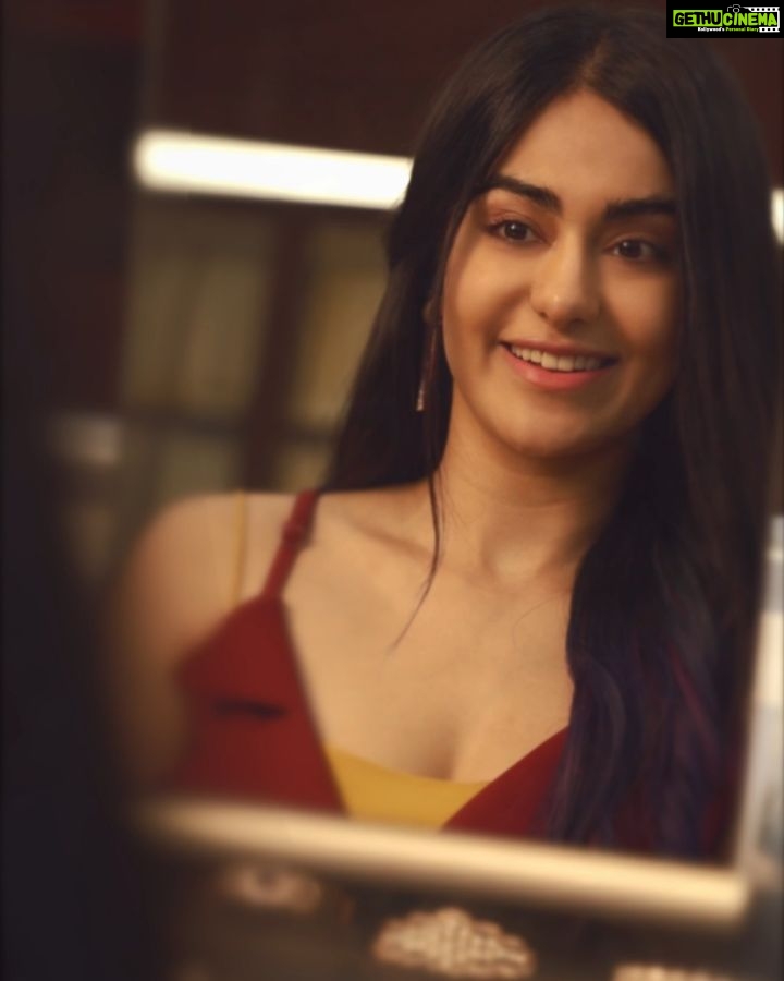 Adah Sharma Instagram - Every piece of jewellery tells a story! . The feeling of gifting this precious pair of earrings to my mother on her birthday - is priceless. . Gift your loved one @joyalukkas jewellery and get 25% off on gold jewellery making charges and Rs. 3,000 off on diamond jewellery purchases across all Joyalukkas India stores using your @mastercardindia cards. . #StartSomethingPriceless . . . Director: @mdrolia DOP: @mohitvaru