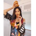 Adah Sharma Instagram – Tag someone who is on a diet 🤣 or who loves to eat .
.
3.3 million !! Is baat pe high fashion burgers ho jaye? .
Since u guys follow me for the crazy stuff we do with fashion and fitness I thought for 3.3 million we should be ekdum high fahion and ummm ..ok fitness didn’t happen 😬😬 coz I ate all the burgers up(I swear ! All of them ! In less than an hour!) worked out after that toh Chalo fitness post bhi ho Gaya 😁😁😁
.
I’ve been having soooo much fun with Instagram , especially this year ! Thank u , all of u for being part of the madness 😘😘😘😘 here’s to more ! To imagine I was someone who said I cannnn’t be on Instagram I’m toooo private a person to be able to manage social media 👻👻👻👻
.
.
.
.
Outfit by- @drobekart
Watch- @jokerandwitch
Styled by- @juhi.ali
Hmu – @makeup_sid1 @snehal_uk
.
P.S. watch out for my neckpiece 😉