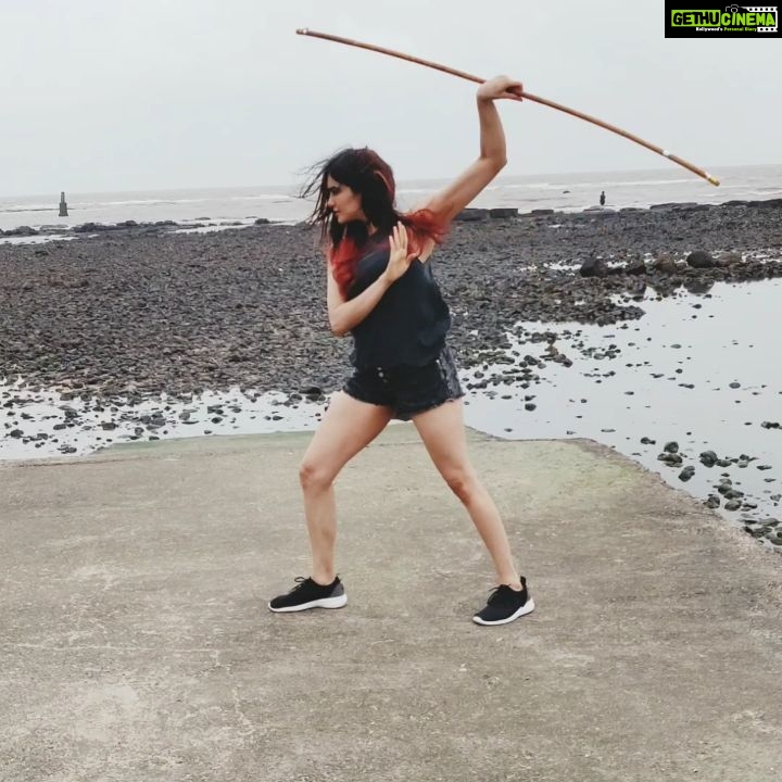 Adah Sharma Instagram - Who wants a Desi Bodyguard?ย Register Now ! . I'm available till the 29th of November . Then #Commando3 releases and Bhavana Reddy will be very busy ๐๐๐ . TERA BAAP AAYA and the full jukebox of Commando 3 out on zee music on youtube ..go check it out @iammannanshaah @farhadbhiwandiwala . . This is the Indian martial art - silambamย Been practicing for a while ... Remember those bruises on my legs... But ohh so worth it ๐๐ช It was sooooo breezy ! . So basically when the wind doesn't blow in the direction I want it to then...๐๐๐
