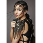 Adah Sharma Instagram - INSTAGRAMMMMMM STOP deleting my posts yaaaaa !! U removed my poster 😭😭😭😭I'm coming with a gun to shoot whoever is !!! I have 2 movies releasing, I was planning to lagao aag on Instagram ! Now I'm going to put the commando 3 trailer plsssss don't take it down !!
