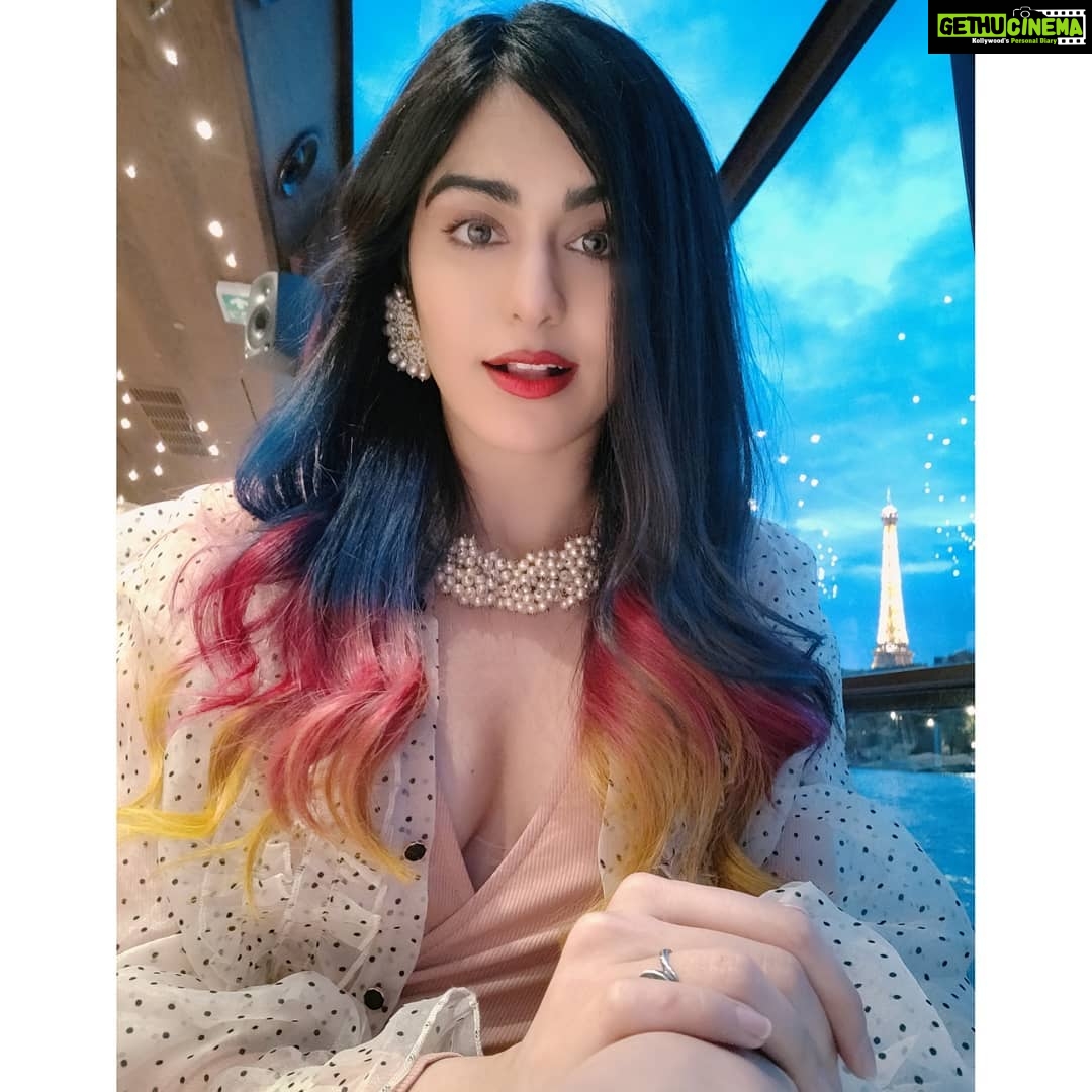 Adah Sharma Instagram - Tag 5 people who you'd like to go to the Eiffel Tower with 💩💪🙇🐠🍓 Paris, France