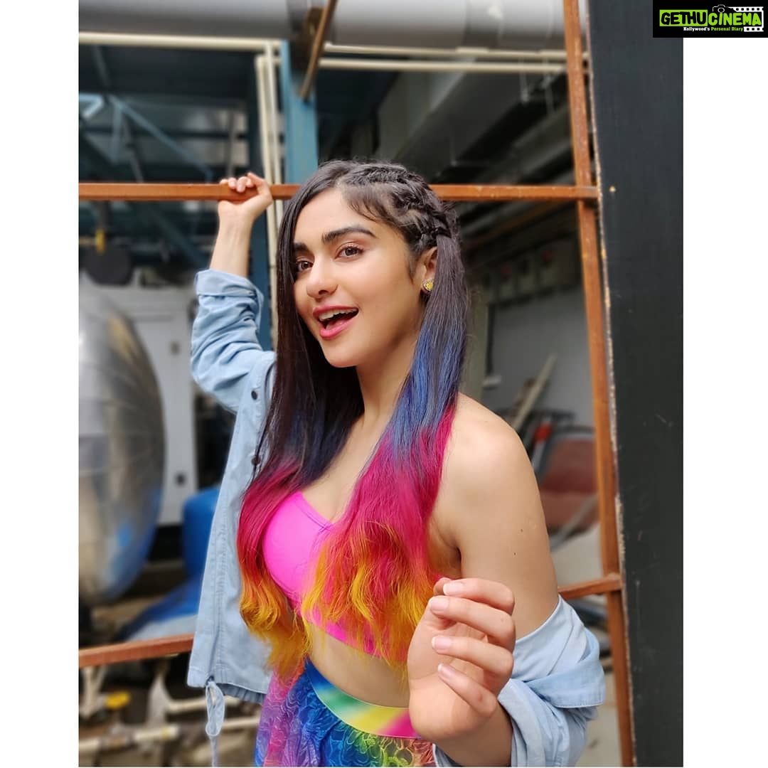 Adah Sharma Instagram - Let every month be pride month πππππ§‘β€οΈ When everyone is treated equal no matter who they are and whom they love we become more free π€ΈββοΈπ€ΈββοΈπ€ΈββοΈπ€ΈββοΈ ππ³οΈβππ³οΈβππ³οΈβππ #pridemonth #liveandlove #liveandletlive . . . . . P.s. Mismatched shoes are the best kind of shoes π₯°π