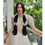 Adah Sharma Instagram – Take a BOW team KALKI for the super success !!
And my team for making sure I’m well turned out 😘😘😘
Bow BOW bow 🐕 BOW puns for all the bows in my hair 
And all the girls who have been sending me pictures of your version of my vintage look from KALKI 😍😍😍
.
.
Outfit  @kehiaofficial
Jewellery- @kohar_jewellery
Styled by- @juhi.ali
Hmu- @snehal_uk @siddheshnakhate