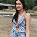 Adah Sharma Instagram - I might have to become you sometime 🙃🙃🙃 . . . This is just after shooting in the ocean head underwater for an hour ! When all the makeup was washed off and hair a mess and life was topsy turvy but we were 💃❤️💪 @snehal_uk @siddheshnakhate