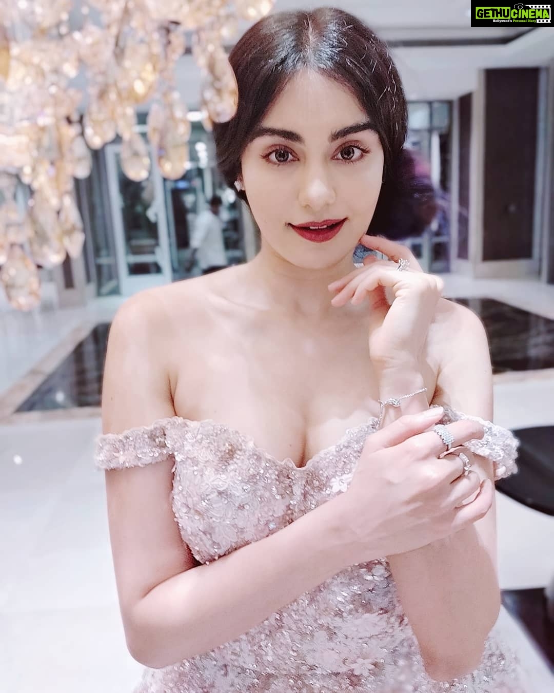 Adah Sharma Instagram - So I've found the perfect princess gown ! Looking for the perfect prince now : so keep your eyes open for me if you find a guy like this ! 1)He must love animals ! (Deal breaker) 2)He must be well behaved (keep his cool when stuck in traffic) 3)Have a BIIIIIGGGGGGG heart (Be nice to people who can do nothing for him) 4)Do lots of backflips !! Ok this is not a deal breaker .We can sit and eat pizza together. 5)It would be nice if he has a sense of humour and for his benefit find all my jokes funny 😂 . Wearing @dollyjstudio , Styled by @juhi.ali ,hair @snehal_uk jewellery @azotiique for @hellomagindia