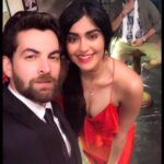 Adah Sharma Instagram – With the multitalented @neilnitinmukesh (actor, photographer, painter ,editor, everythinger) and  Director @naman.n.mukesh caught on camera touching his beard with wonder thinking ,” I’m so lucky to have such amazeng beauteefuls to shoot song for 16hrs vot ay wonderful, ay lovely”  #BypassRoad .
P.s. this isn’t Ur usual romantic song ..there is a biiig twist 🙃