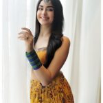 Adah Sharma Instagram – How many bangles am i wearing …whoever guesses the right answer gets a futile virtual gift 😋
.

Pic and hair @snehal_uk
Styled by @divya_bawa7 
Wearing @krupakapadialabel
Maangtika @curiocottagejewelry