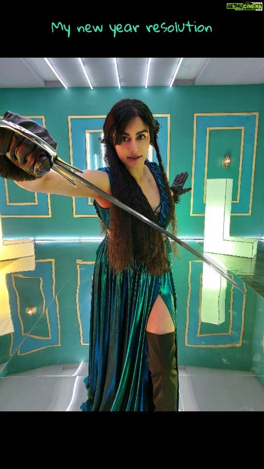 Adah Sharma Instagram - What is your new Year Resolution? This is mine 🥲🥲 But i need it to be -4 degrees to dhuein mein udao my troubles , , , Disclaimer : cigarette smoking is injurious to health , if you want to chalao the nunchucks and sword adah jaise then one must avoid narcotic substances 🤓 #happynewyear #newyear #100YearsOfAdahSharma #adahsharma