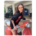 Aditi Rao Hydari Instagram – S̶p̶a̶ Vespa day 🛵
#AditiXCancelledPlans