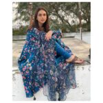 Aditi Rao Hydari Instagram - Once and floral, I've made up my mind 🌸💙