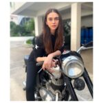 Aditi Rao Hydari Instagram – I have, as it were, 
my own sun, moon, and stars,
and a little world all to myself ☀️🌙⭐

#AditixCancelledPlans