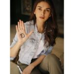Aditi Rao Hydari Instagram - STANDUP! Take the training against street harassment with @lorealparis and @ihollagram : learn the 5Ds methodology (link in bio) #WeStandUp today, on Nov 25th, International Day for the Elimination of Violence against Women 2020. #WeStandUp #Hollaback #LOrealParis #WomenEmpowerment