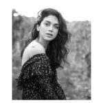 Aditi Rao Hydari Instagram – #October 🤍
#ThisDayThatYear 
Tu me manques France 🖤