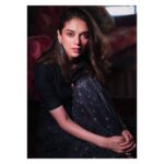 Aditi Rao Hydari Instagram - Saheba 🖤 📸 - @beejlakhani 👗 - @ekalakhani #VOnPrime