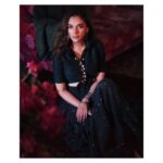 Aditi Rao Hydari Instagram – Saheba 🖤

📸 – @beejlakhani
👗- @ekalakhani

#VOnPrime