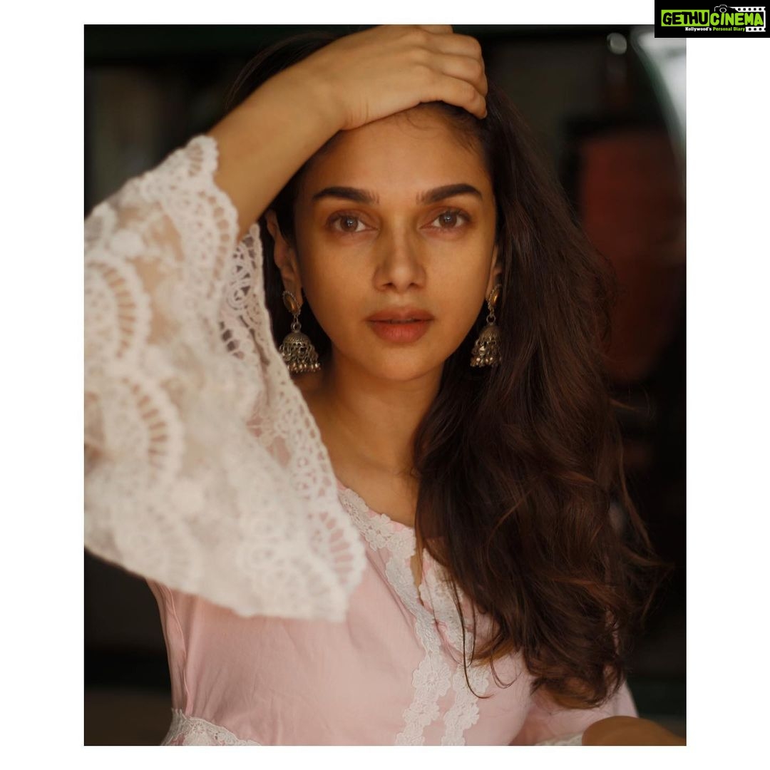 Aditi Rao Hydari - 438.7K Likes - 💗
"I believe in pink. I believe that laughing is the best calorie burner. I believe in kissing, kissing a lot. I believe in being strong when everything seems to be going wrong. I believe that happy girls are the prettiest girls. I believe that tomorrow is another day and I believe in miracles." Audrey Hepburn