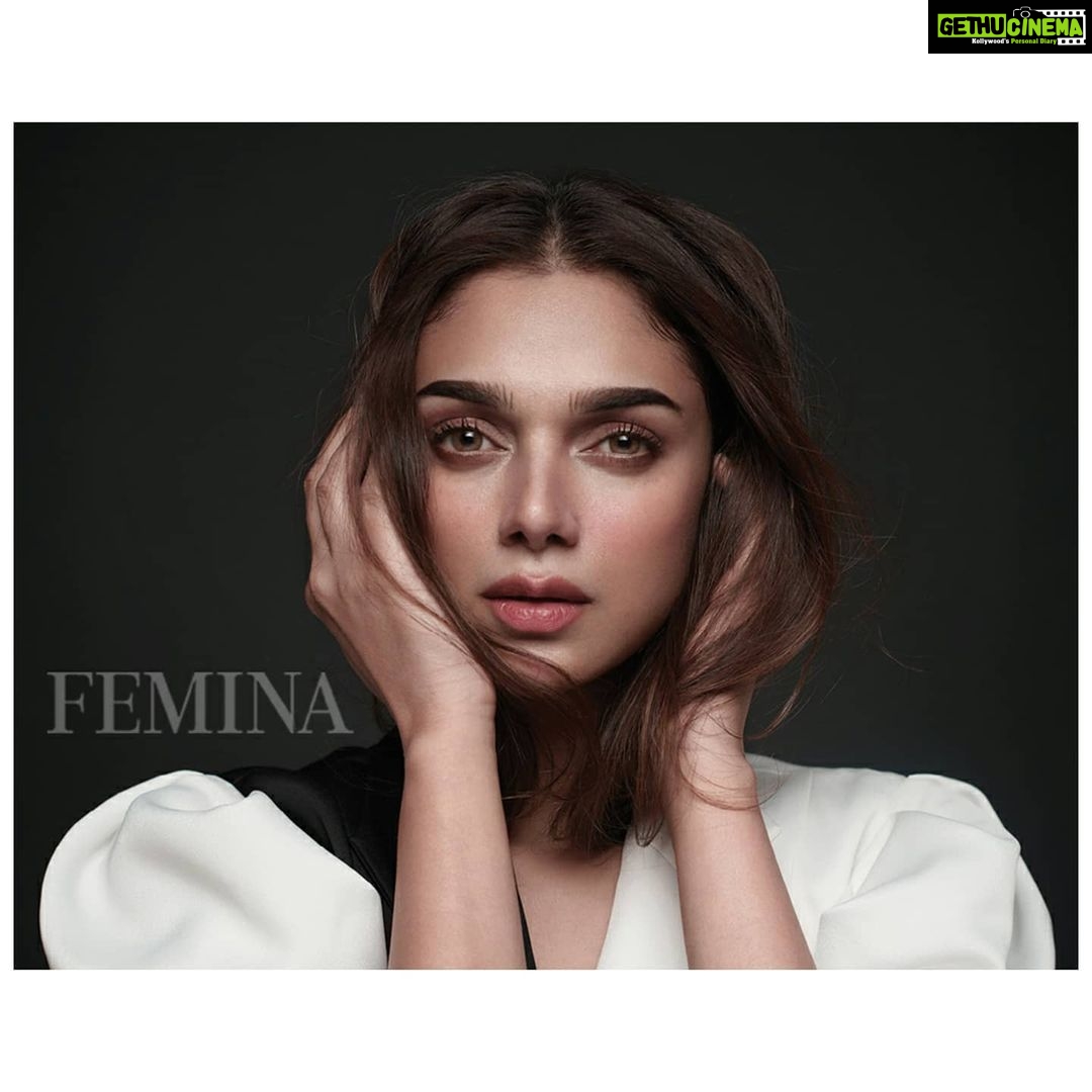 Aditi Rao Hydari Instagram - 🤍🤎 #believe #FeminaCover #WomenAtWork