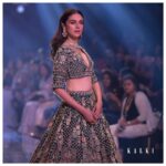 Aditi Rao Hydari Instagram – 👸🏻 @kalkifashion @timesfashionweek

#BombayTimesFashionWeek
#AditiRaoHydarixKalki 
#KALKIMehrang
#KalkiFashion