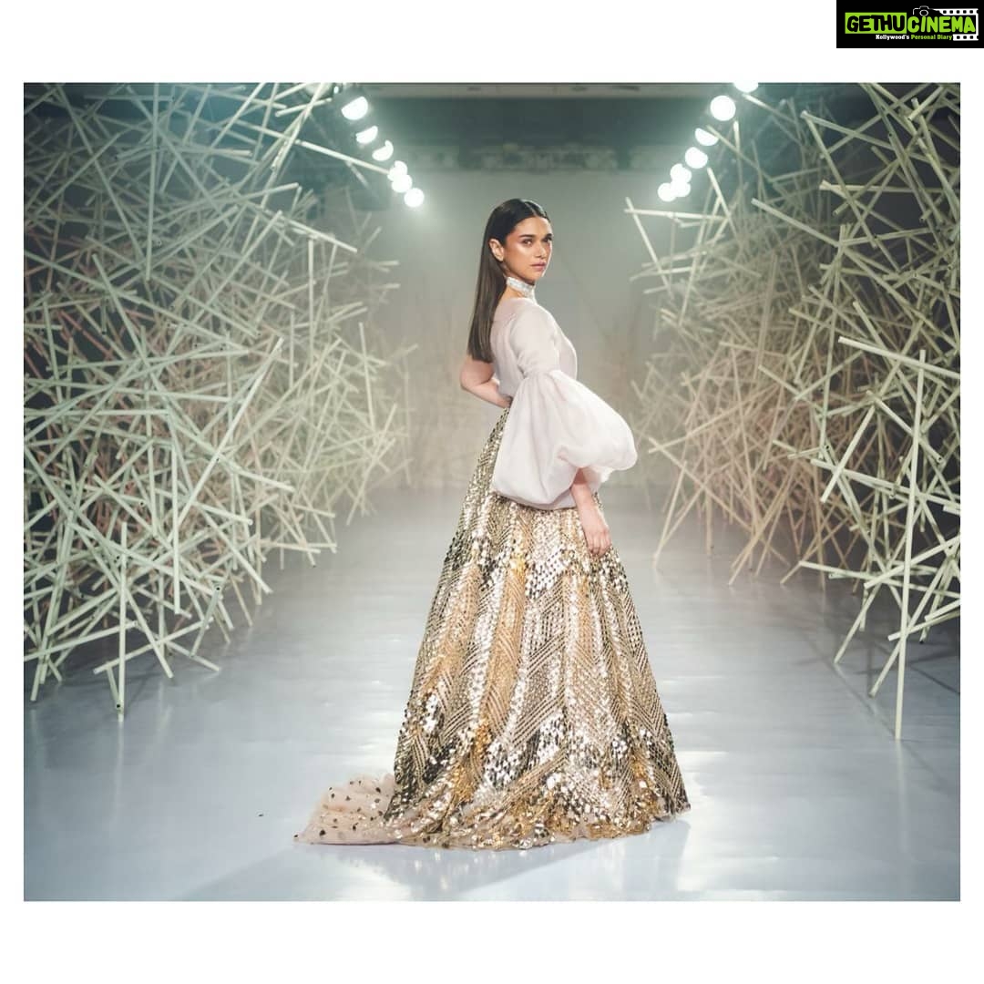 Aditi Rao Hydari Instagram - Thank you @pankajandnidhi.... for chosing me to close your debut couture show... debuts are super special! Big luck on your new journey into the world of couture... #PankajNidhi #PankajandNidhi #Mosaiq #PankajNidhiCouture #ICW2019