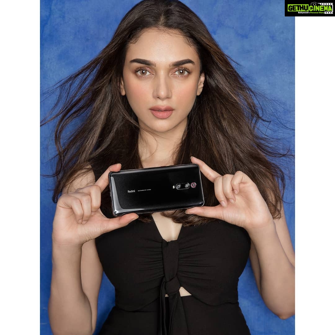 Aditi Rao Hydari Instagram - Black on black? Always works! Especially when you’re twinning with the stunning new #RedmiK20Pro! Packed with a whole lot of power and excellence... Get your hands on this beauty on 22nd July from mi.com, @MiHomeIn and @flipkart. Stay tuned to @RedmiIndia for more deets. #OutperformEveryDay