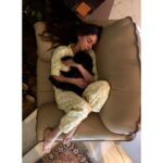 Aditi Rao Hydari Instagram - Purrfect nap buddy ❤ #CuddleTherapy #CuddleNazi 📸 Prahlad Puri