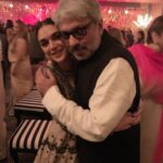 Aditi Rao Hydari Instagram - Happyyyyyyyyy birthday to the bestestestest.... love you lotssss sanjay sir.... #sanjayleelabhansali ♥️🤗🤗🤗🤗🤗 #HugsAndMentors #StudentAndTheMaster