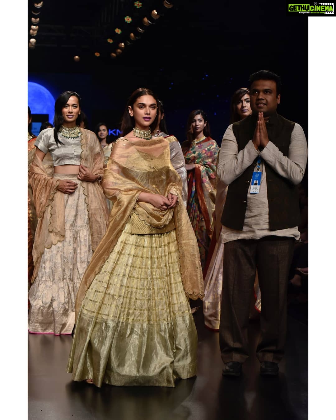 Aditi Rao Hydari Instagram - She leaves a little sparkle wherever she goes... Presenting to you #Shaahana, a collection Inspired by the legend of the Persian Princess Gulnar in a poem written by Sarojini Naidu... @sailesh_singhania @lakmefashionwk