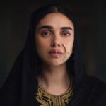 Aditi Rao Hydari Instagram – Last year this time… #Padmaavat… an experience and a dream come true that I’ll never be able to put into words… thank you #SanajaySir for #mehrunissa ♥️🤗😘 ♥️♥️♥️♥️♥️ to the epic @ranveersingh @deepikapadukone @shahidkapoor  @shobhasant ♥️♥️♥️♥️♥️♥️ And the whole team of #Padmaavat… 🤗😘♥️ Ps- where is the cake?! ☺️