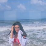 Aditi Rao Hydari Instagram – When Life’s a beach. #TakeMeBack