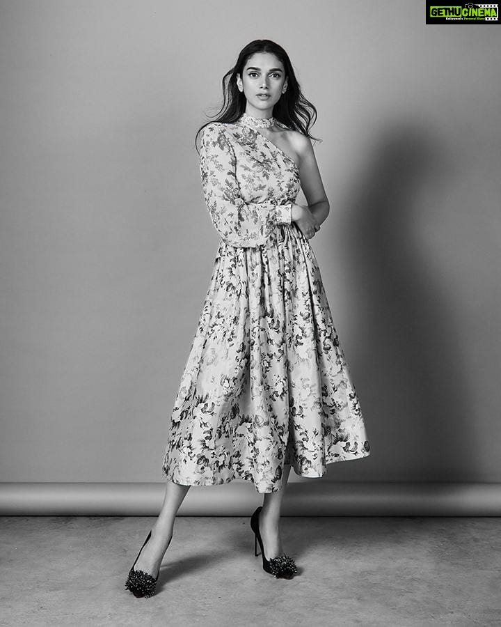 Aditi Rao Hydari Instagram - She sees in black and white, Thinks in greys, But loves in colour.