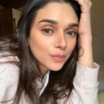 Aditi Rao Hydari Instagram - Behind every selfie is approximately 27 identical ones that didn’t make the cut