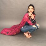 Aditi Rao Hydari Instagram - Perfectly poised peacock?!!!! Nah! Monkey me! 🐒