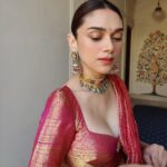 Aditi Rao Hydari Instagram – ❤️
@taruntahiliani 
@karishma.joolry 
@sanamratansi 
@saumya_santosh