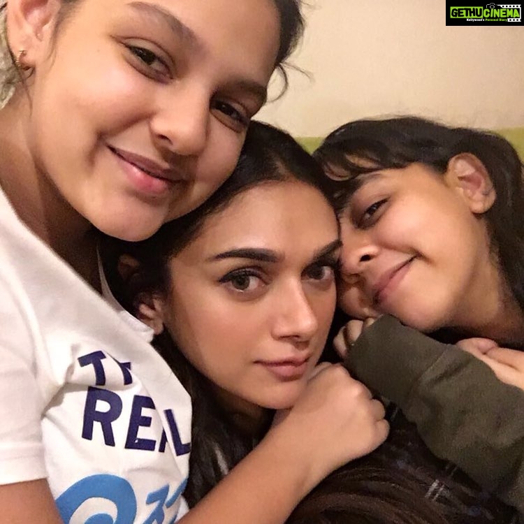 Aditi Rao Hydari Instagram - My cutie patooties... ❤️ @seheracharyaa @online.crybaby #bullies #cuddlenazi #munchkins....