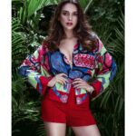 Aditi Rao Hydari Instagram – Vintage romance. ❤️❤️
On @vogueindia #May 2018 issue #ShotOnOnePlus6
Photographed by: @errikosandreouphoto 🤗 
Styled by: @anaitashroffadajania 😍
HMUA: @eltonjfernandez 😘
@hermes, @hm, @oneplus_india, @media.raindrop